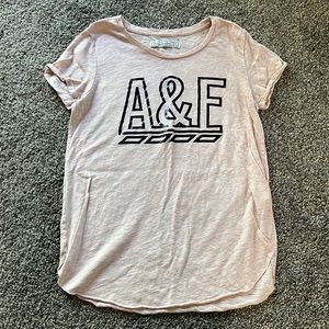 Abercrombie and fitch tee